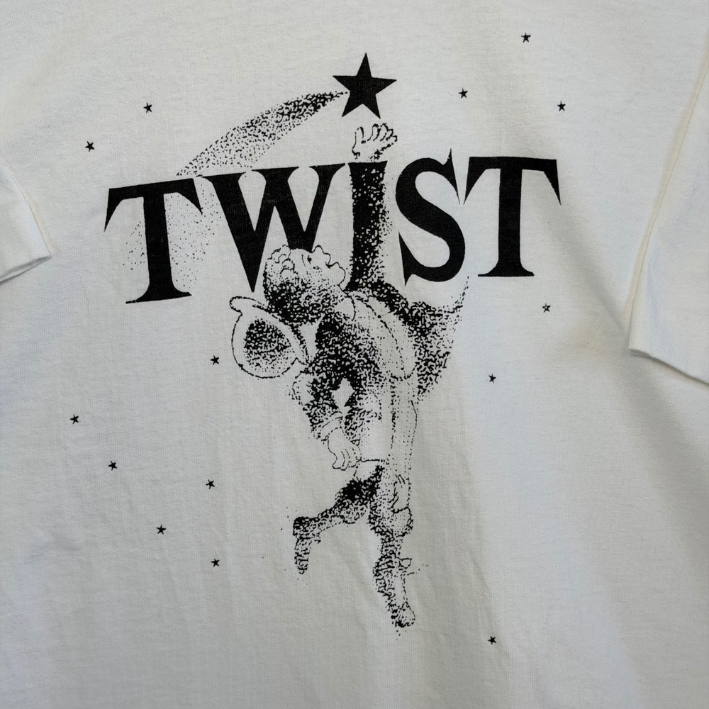 Vintage Single Stitch 90s Oliver‎ Twist Graphic T Shirt XL FOTL Best Made USA - Picture 2 of 7
